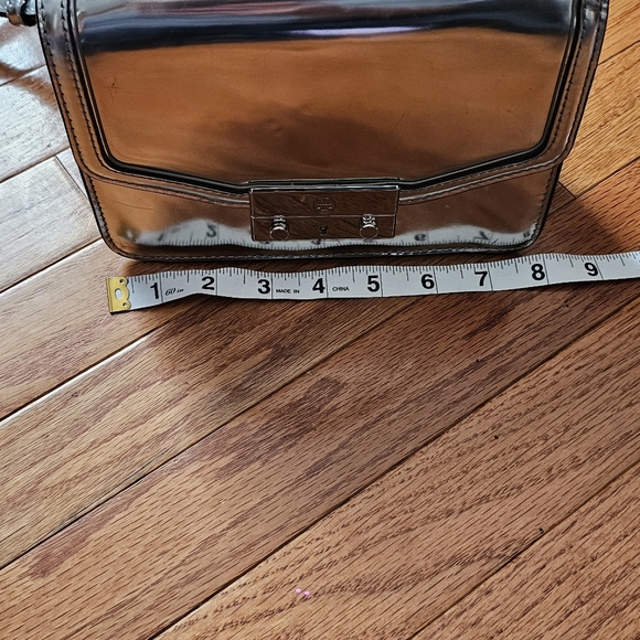 Tory Burch Metallic Mini - Picture 7 of 9